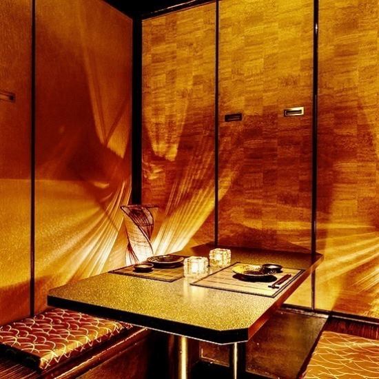 [Couple seat private room] Stylish interior with a modern Japanese motif♪