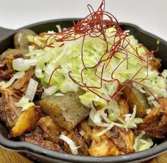 ねぎ盛り牛スジ