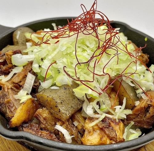 ねぎ盛り牛スジ