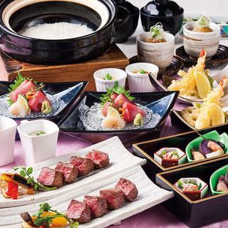 <HANA-> 晚餐黑毛和牛牛排和鮭魚子煲仔飯。餐點只要 5,000 日圓，含無限暢飲 6,500 日圓
