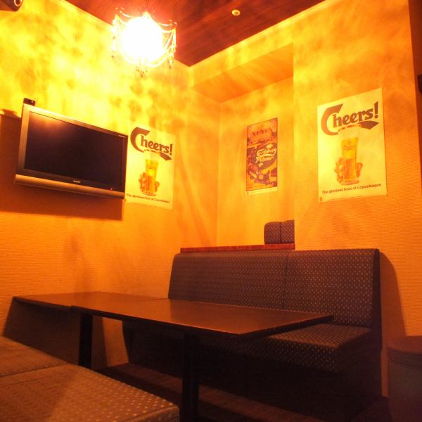 VIP private room with karaoke is available! No matter how many people you use, you can use it for 1100 yen for 60 minutes! ★ 1 to 8 people