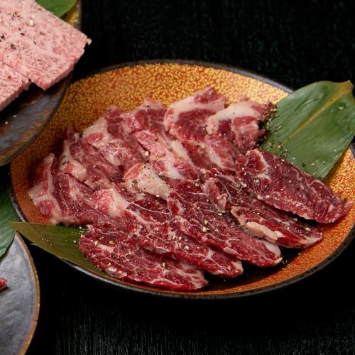 【お肉好きを虜にする】香ばしい香りに包まれて♪馬肉の旨味を焼きで楽しむ贅沢