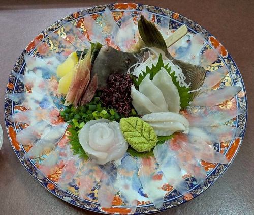 在东京湾捕鱼是我们的专长。