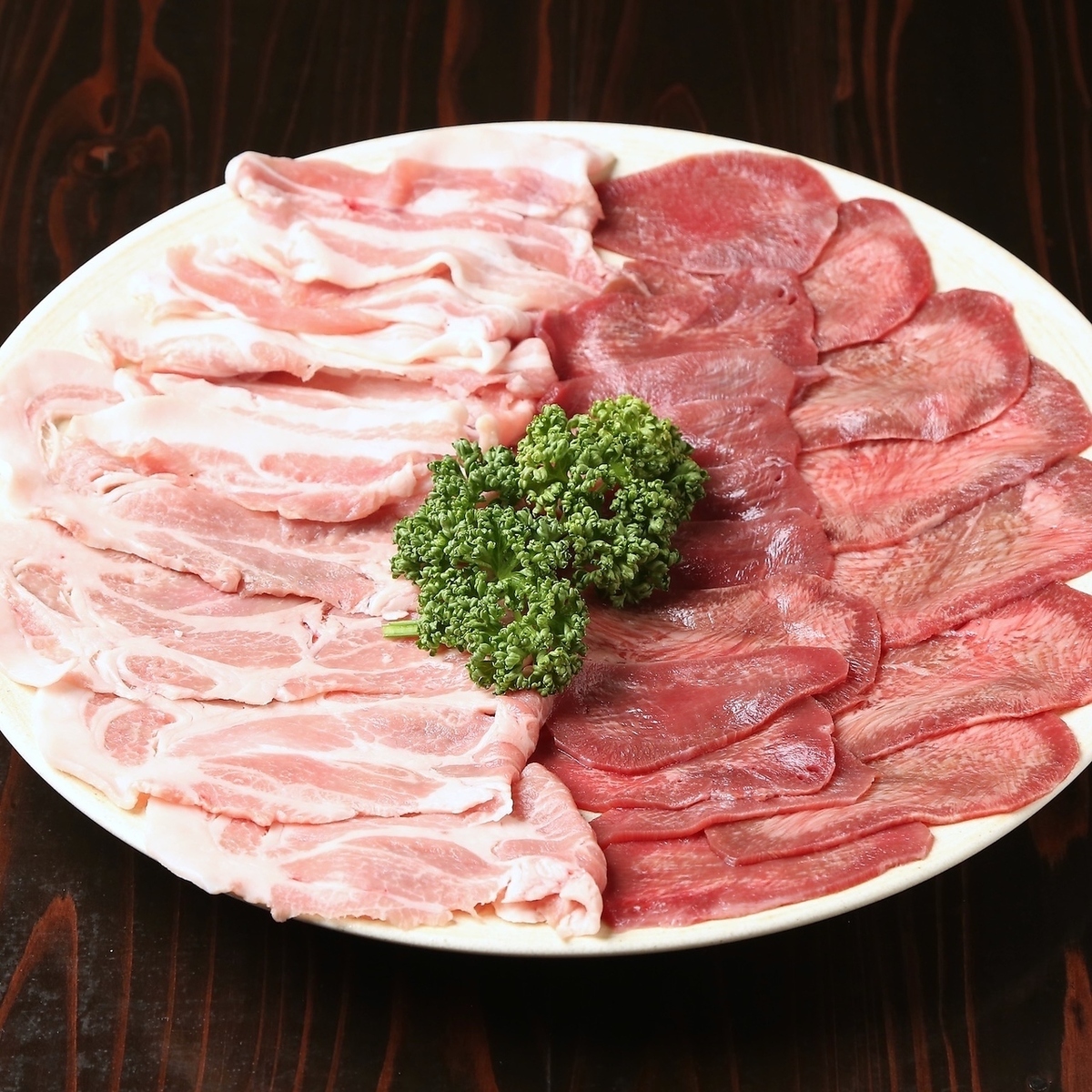 仲間でわいわい牛タンパーティー！