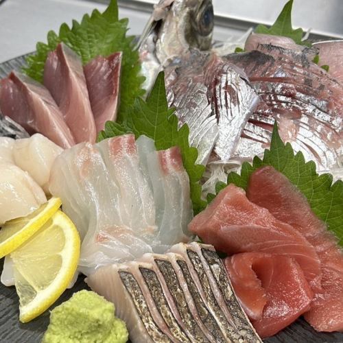 【迷ったらこれ！】鮮魚5点盛 2079円（税込）