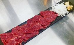 馬刺し