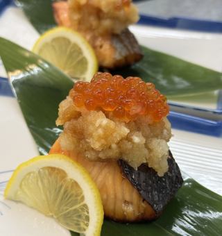 【午餐怀石料理】<午餐时间> 仅需 2,000 日元起 {5 道菜}