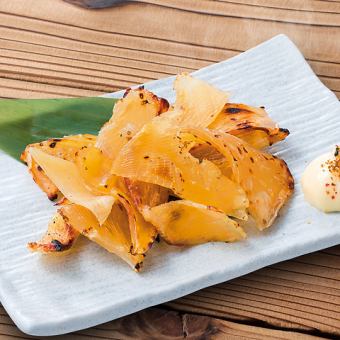 烤鳐鱼翅/烤黑鱼饼