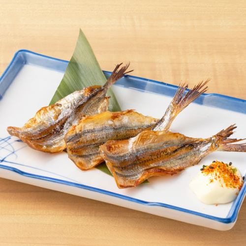 さよりみりん干し/いいだこピリ辛タレ/磯のつぶ貝串(塩) 1串　各