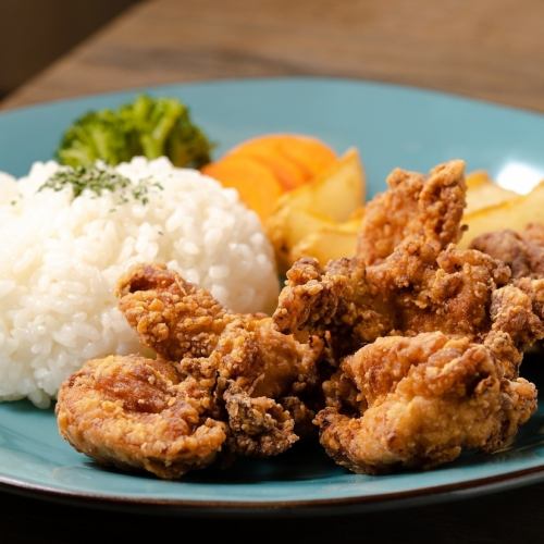 Y's fried chicken plate