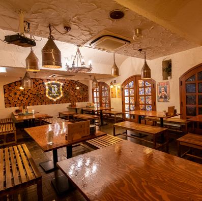 Enjoy a lively party in a spacious setting!