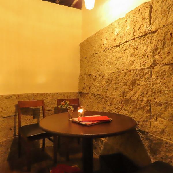 [For dates and anniversaries] Semi-private rooms are also available♪Perfect for dates and anniversaries.You can spend a relaxing time here without worrying about the people around you! This is a popular seat, so be sure to make an early reservation.