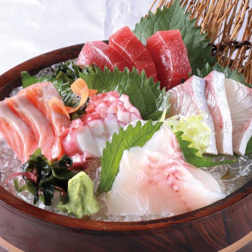 Enjoy authentic seafood cuisine in Ueno