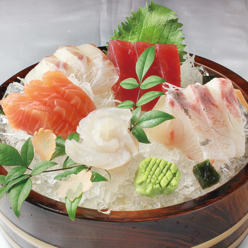 全国各地から直接仕入れる独自ルート！産直鮮魚をご堪ください