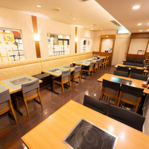 <p>Private room for up to 36 people.It can also be used for banquets. We have a private room that seats 24 people. We have seats that can be used for fun meals with friends, drinking parties with friends, girls&#39; nights, and other occasions.</p>