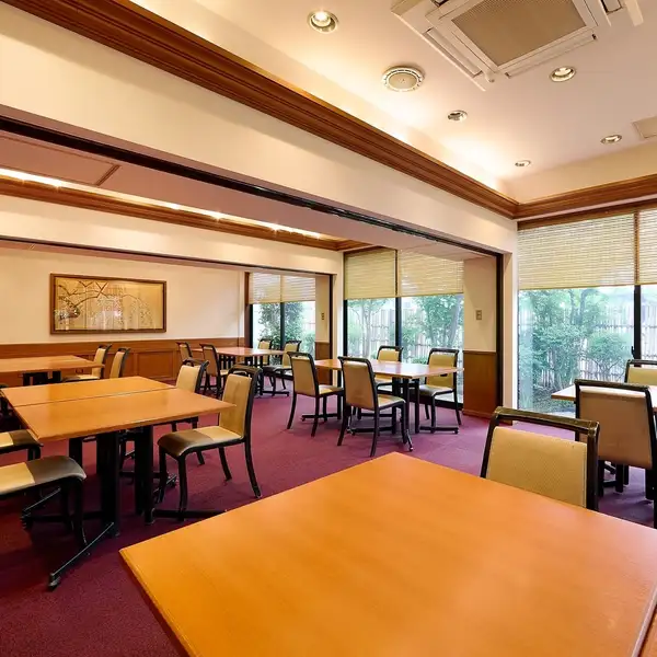 「かに料理」と旬の味覚を堪能できる贅沢なプランをご用意しました。歓送迎会、ご接待、女子会やご友人との集まりなど、人数や目的に合わせてご利用ください。