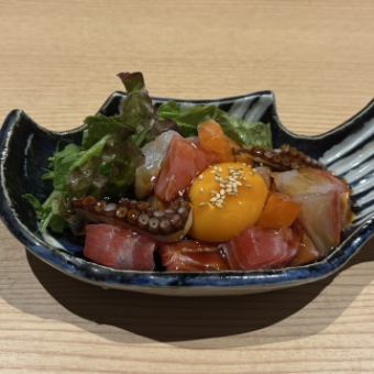 海鮮ユッケ