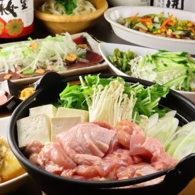 鲣鱼拍毽、鸡肉盐相扑火锅、秋鲑烤肉串烧等，附2小时无限畅饮 4500日元 → 4000日元