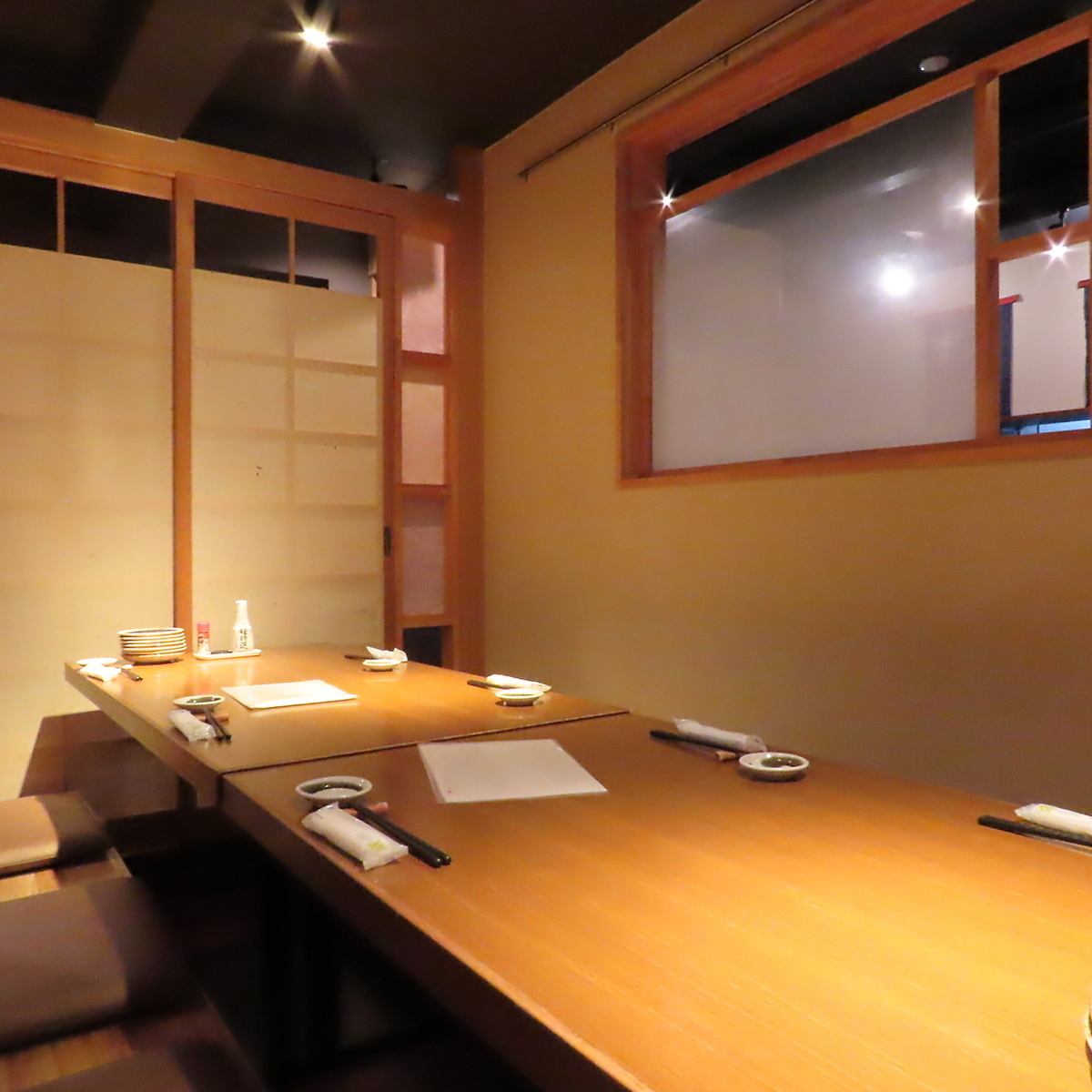 寛ぎの空間で全国の日本酒をお楽しみ下さい。