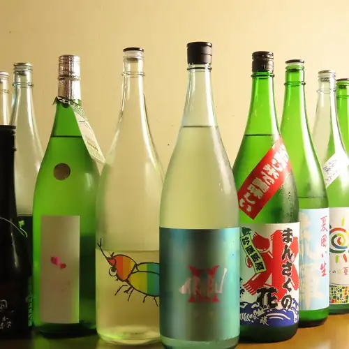 日本酒は常時100種以上