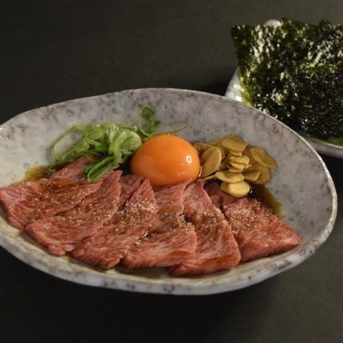 生肉メニューも豊富！！