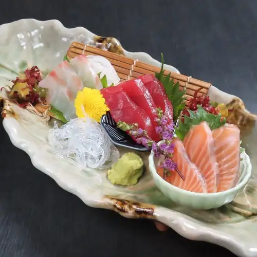 鮮魚三点盛り(各３貫)