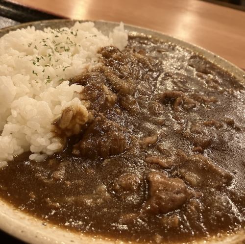 [Full of the delicious flavor of Wagyu beef!] Wagyu beef curry 1,300 yen (tax included)