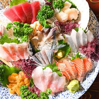 请享用鱼屋直营的正宗海鲜菜单！