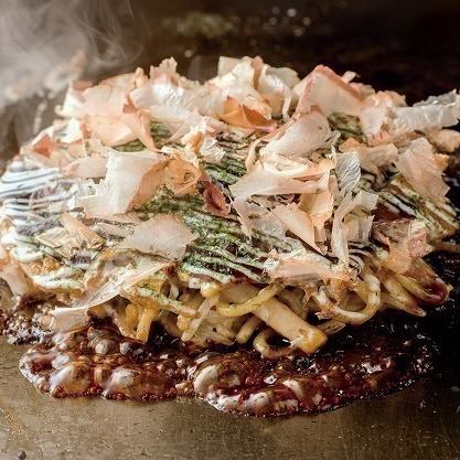 門外不出の生地を使用した、絶品のお好み焼き体験！