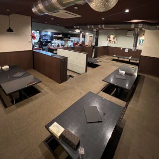 掘りごたつの8名席