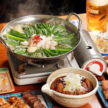 備長炭で焼く旨い“もつ”をメインに、それぞれの素材を生かした料理が自慢の居酒屋