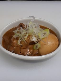 玉子入りもつ煮込み