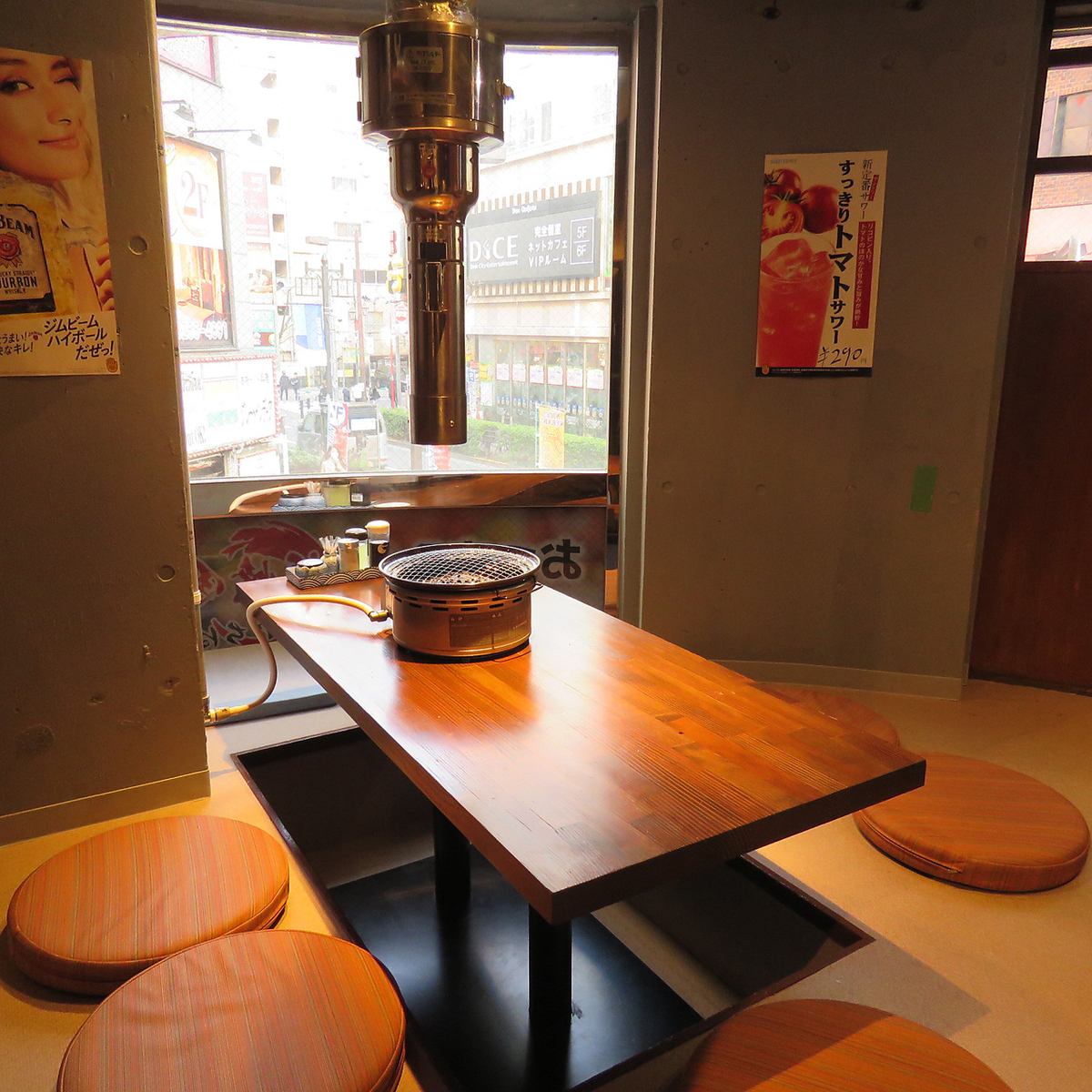 人気の壺シリーズ含む本格炭火焼肉食べ放題！90分35品1,980円～