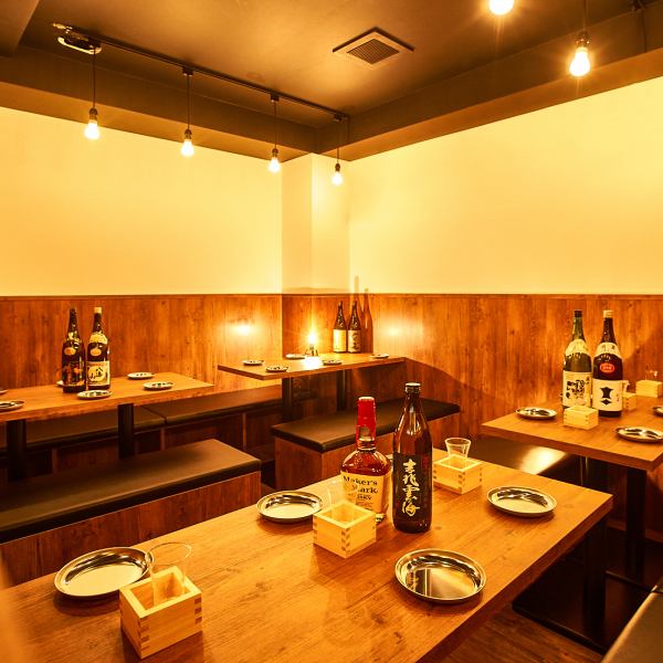 If you're looking for a special moment with friends, family, or colleagues, this is the place for you.Our signature cuisine and high-quality service will brighten up your celebrations and anniversaries.We can also customize the product to suit your needs, so please feel free to contact us.For a wonderful time, please use our private Japanese-style private room.