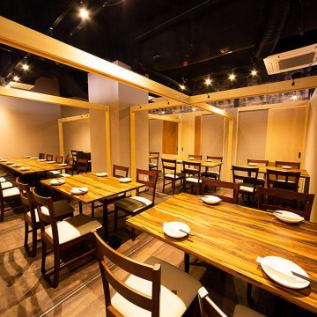 Please use it for company banquets, various events, launches, etc.! Although it is a short walk from Tenjin Station, it is located on a quiet site, so you can relax and forget your time.
