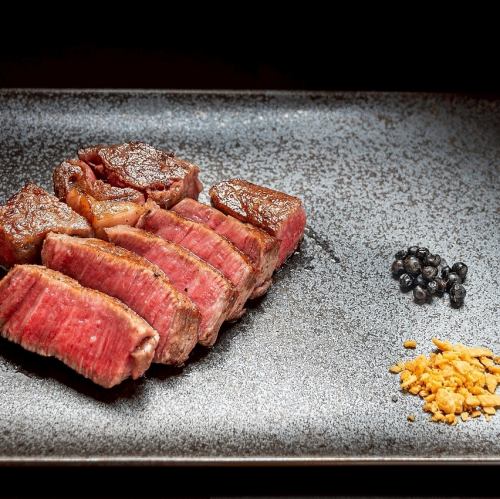 厳選A5黒毛和牛を堪能