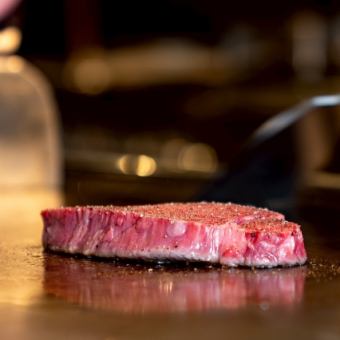 【ランチ限定/特選 輝コース】黒毛和牛ステーキと豪華海鮮盛合せ《全9品/10,500円》