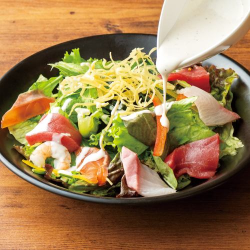 はなの夢の海鮮サラダ