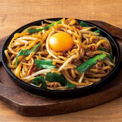 Taiwanese-style fried noodles