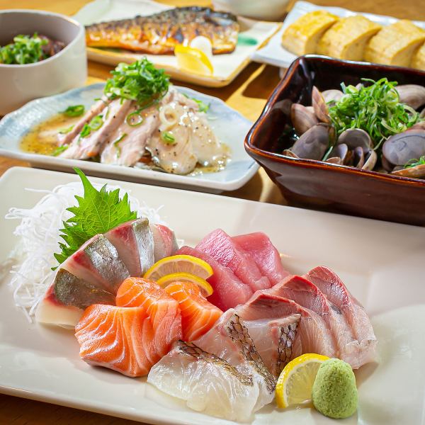 [Recommended] Shipped directly from Mie fishing port! Assorted sashimi for 750 JPY (incl. tax) for 3 kinds, 1,200 JPY (incl. tax) for 5 kinds.