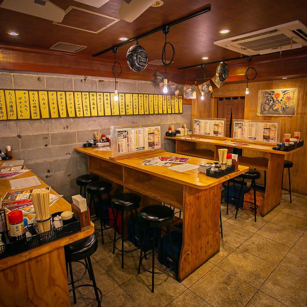 [One minute walk from Yamashina Station! For lunch and sak at the end of work ◎] Enjoy the atmosphere of a popular bar in a retro but beautiful shop! Izakaya where you can drink casually and reasonably ♪ We look forward to all the staff ★