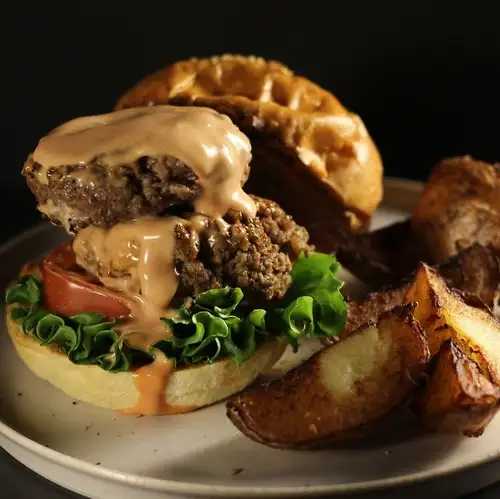 侍 W BURGER
