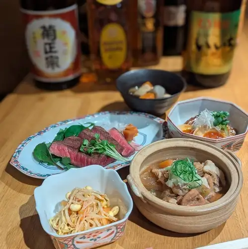 名物料理と選べるお酒
