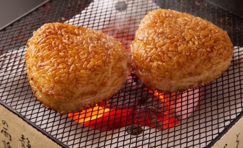 Grilled rice balls (2 pieces)