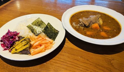 マトンとアチャールのスープカレー