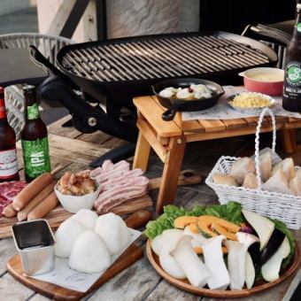 ◇テラスで手ぶらBBQ！◇厳選肉やチーズフォンデュなど全7品＜180分飲み放題＞6500円⇒5500円