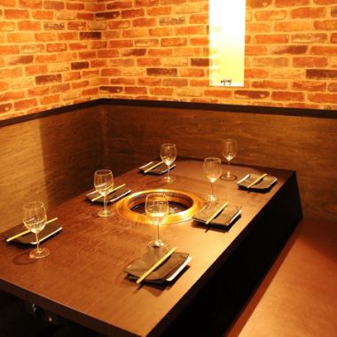 Semi-private room space popular with women and couples.You can enjoy yakiniku in a fashionable atmosphere, so it is also recommended for girls-only gatherings and dates ◎ You can enjoy your meal slowly without worrying about the surroundings.Of course, family use is also welcome! Book early.