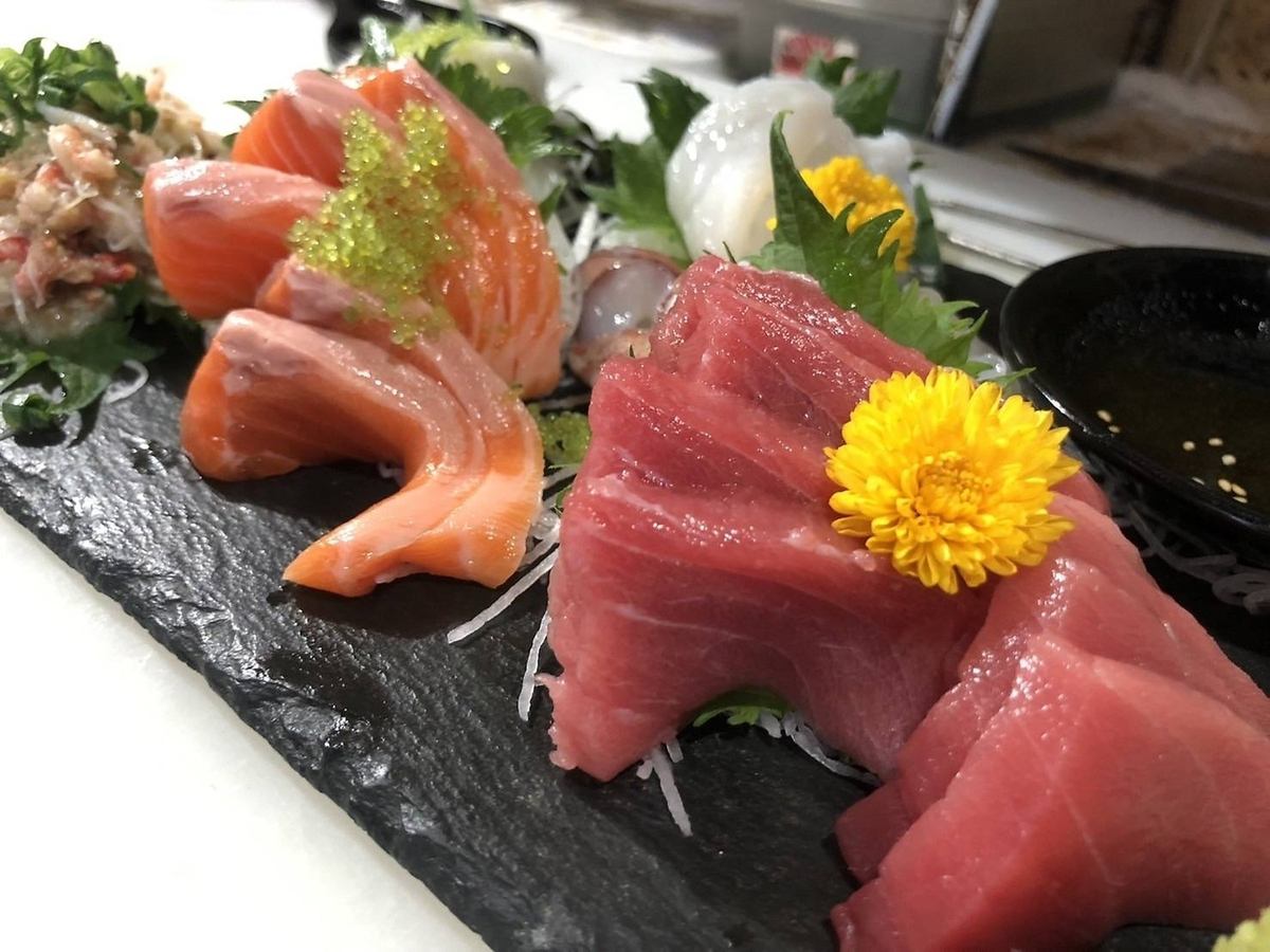 【船橋市場直送】オーナー自ら仕入れる旬食材と海の幸をご用意！