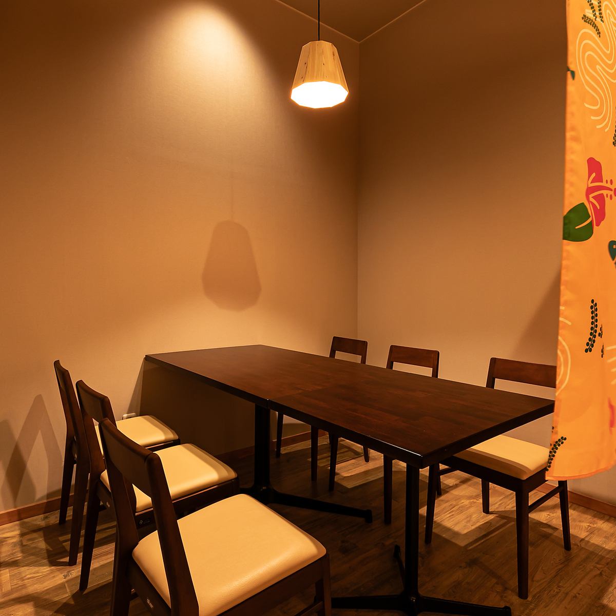 4~6名様OKの半個室を2室ご用意◎人気席の為ご予約はお早めに!