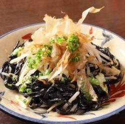 イカスミ焼きそば